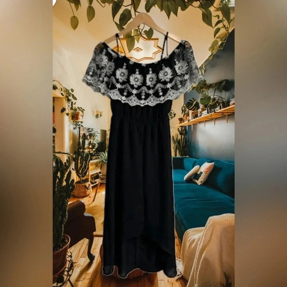 Three Pink Hearts Small‎ Black Maxi Romper Dress Embroidered Fairy Whimsigoth - Picture 1 of 13